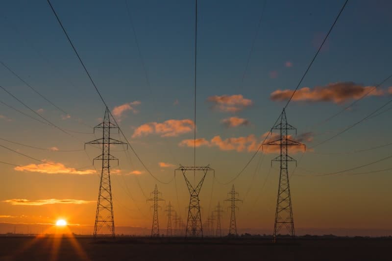 Sistemas de Potencia: Inversores Industriales en Proyectos On-Grid